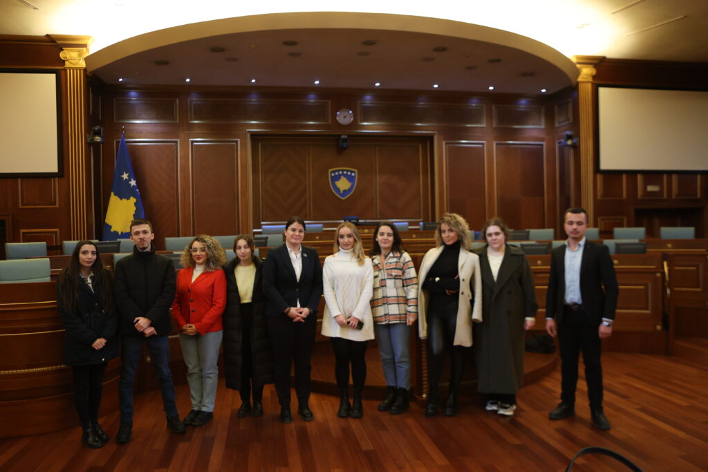 Studentët e Klinikës Ligjore të IKD-së zhvilluan vizitë në Kuvendin e Kosovës